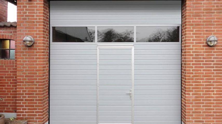 ворота с окнами в Ахтырском